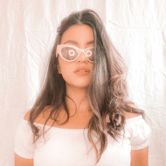 Pink Sunnies 💕😎 - Picture 3 of 4